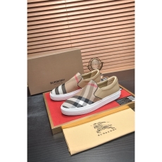 Burberry Low Shoes